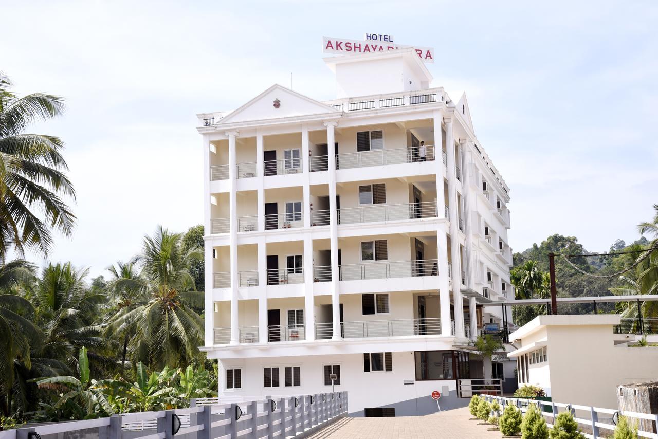 Hotel Akshayadhara Subrahmanya Luaran gambar