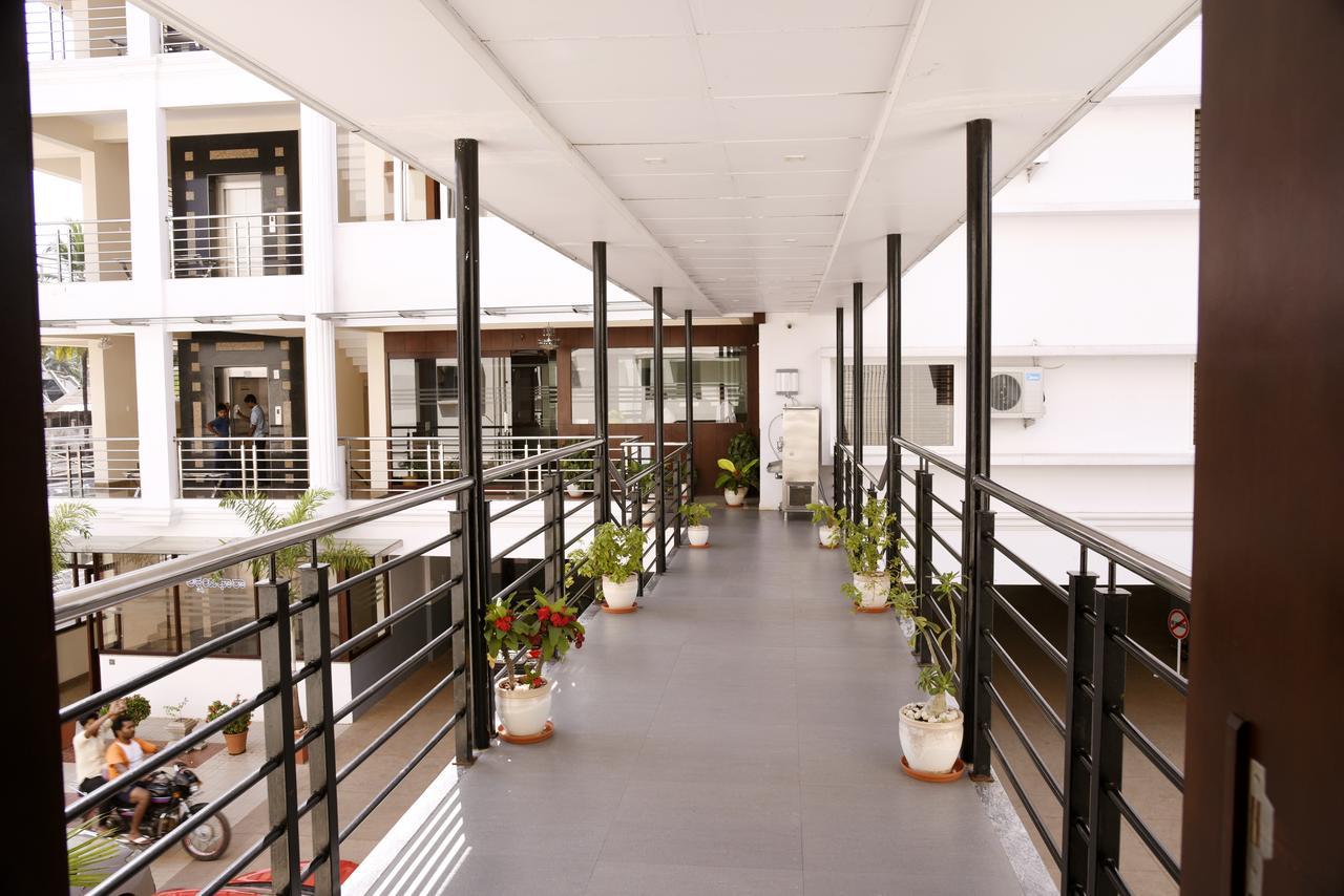 Hotel Akshayadhara Subrahmanya Luaran gambar