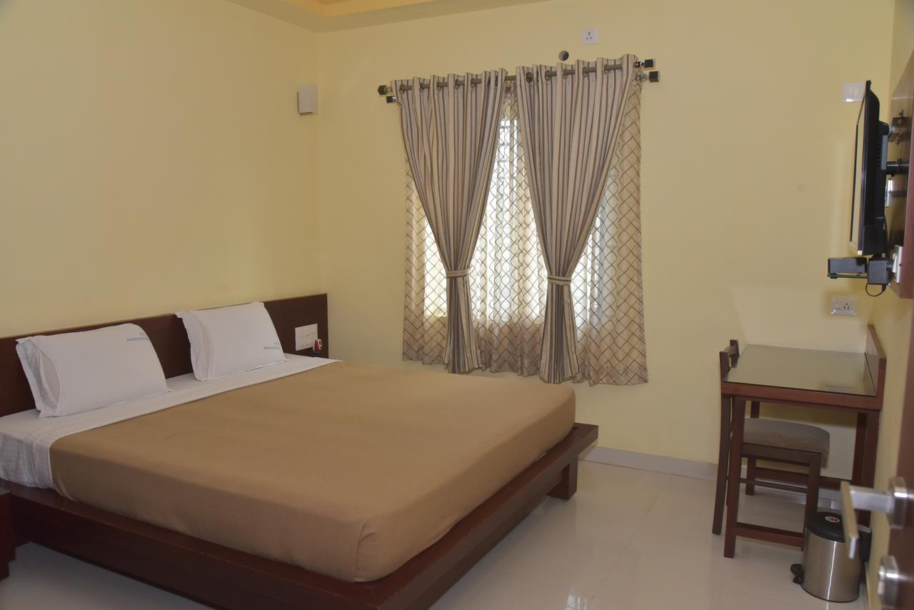 Hotel Akshayadhara Subrahmanya Luaran gambar