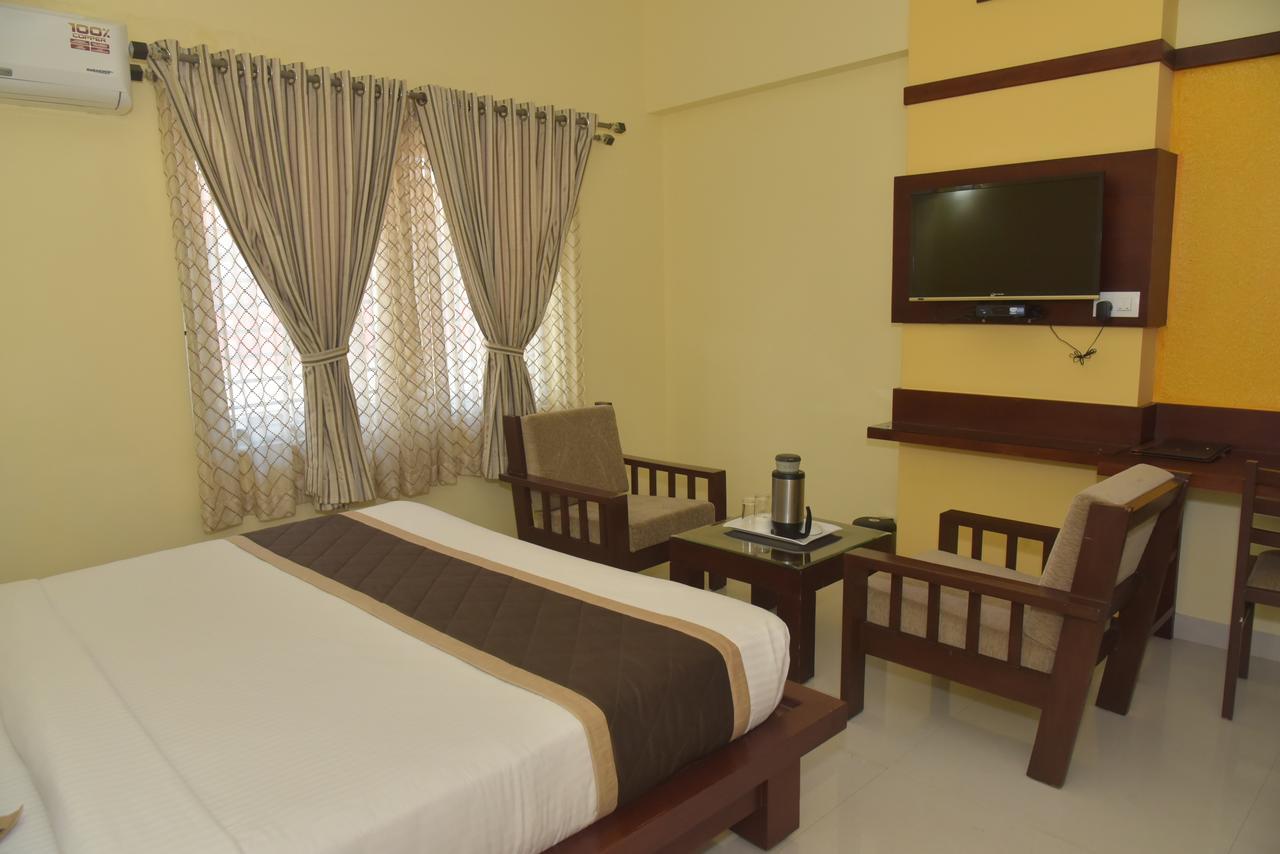 Hotel Akshayadhara Subrahmanya Luaran gambar